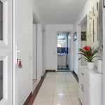 Canaria 1 By Interhome