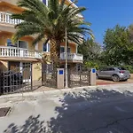 Canaria 1 By Interhome Apartament Pula