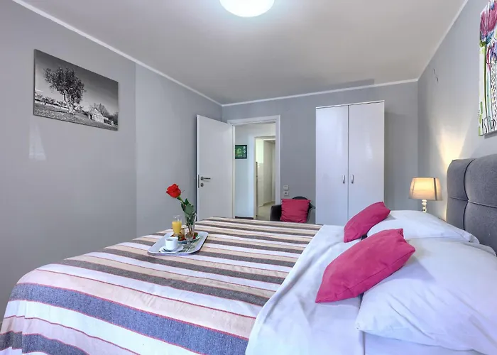 Canaria 1 By Interhome *