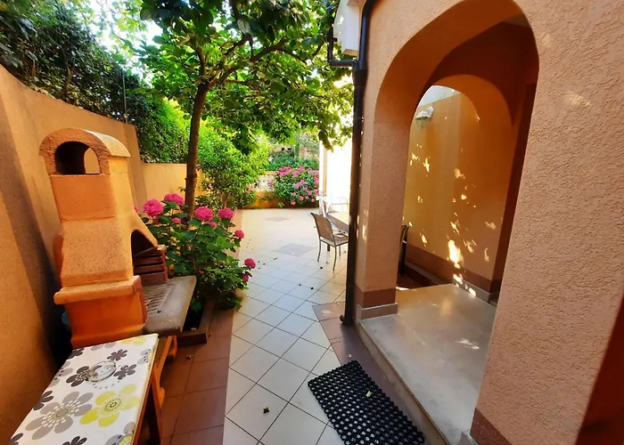 Apartment Canaria 1 By Interhome