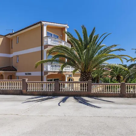Apartment Canaria 1 By Interhome
