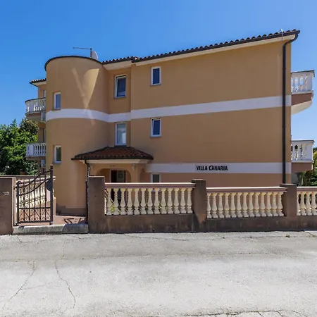 Apartment Canaria 1 By Interhome Pula