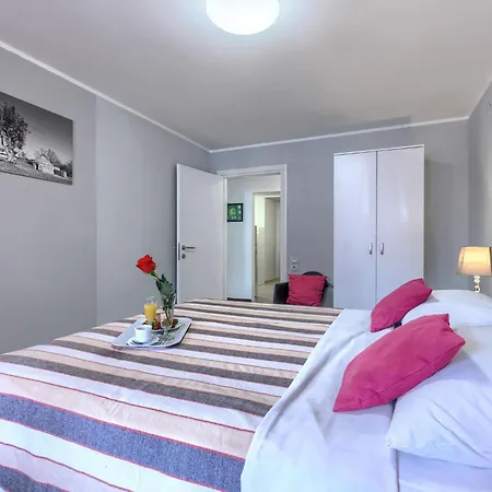 Canaria 1 By Interhome *