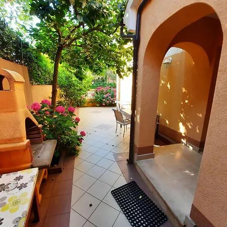 Apartman Canaria 1 By Interhome
