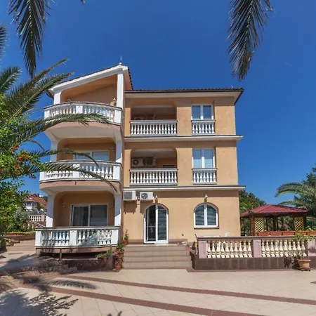 Apartman Canaria 1 By Interhome *